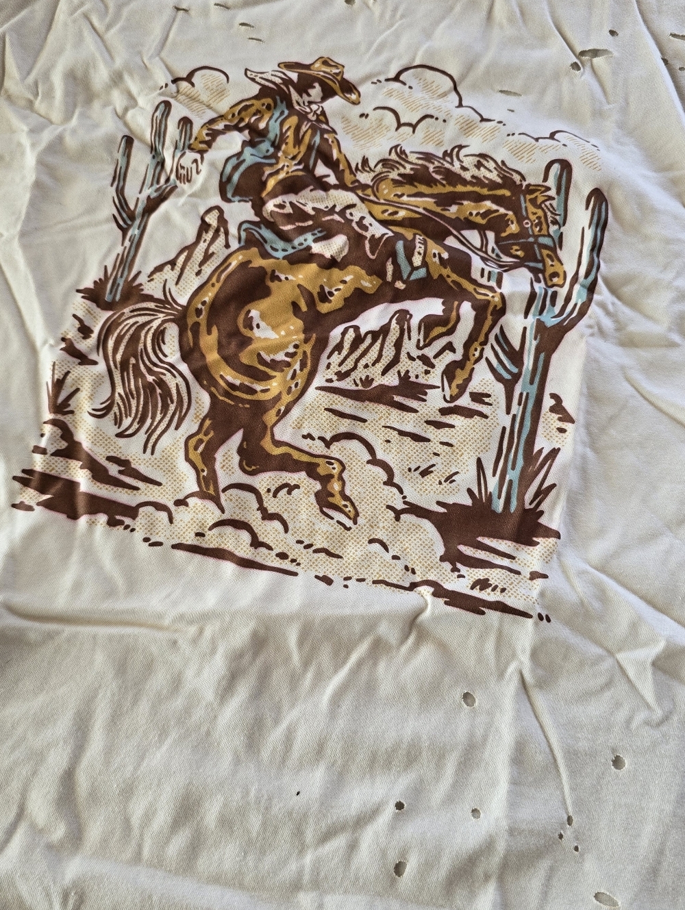 (4) Bundle Of Graphic - Picture 4 of 5